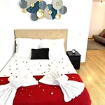 New, Cozy, Central Flat